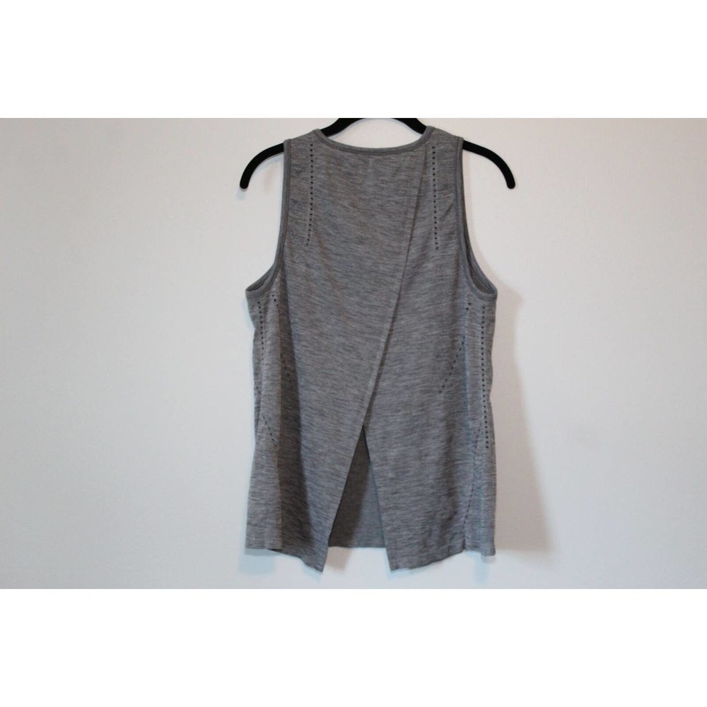 ✨2/$20 Athleta Foothill Athletic Perforated Tank Top Gray Size Small H14500 - Picture 6 of 11